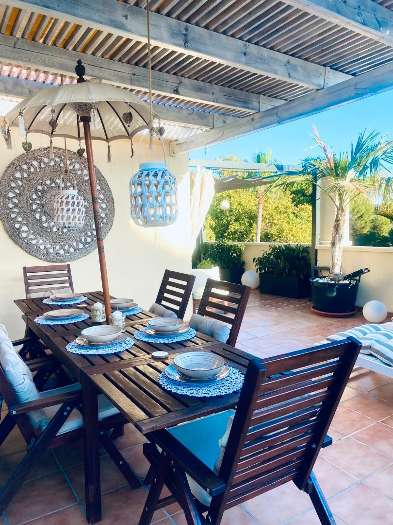 Terrassa de Àtic de lloguer en Marbella amb Aire condicionat, Moblat i Es permeten mascotes