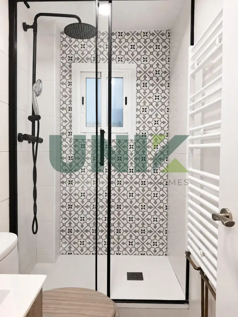 Badezimmer von Wohnung zum Verkauf in Barcelona