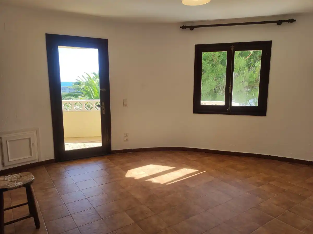Sala d'estar de Casa adosada de lloguer en Peñíscola / Peníscola amb Jardí privat, Terrassa i Traster