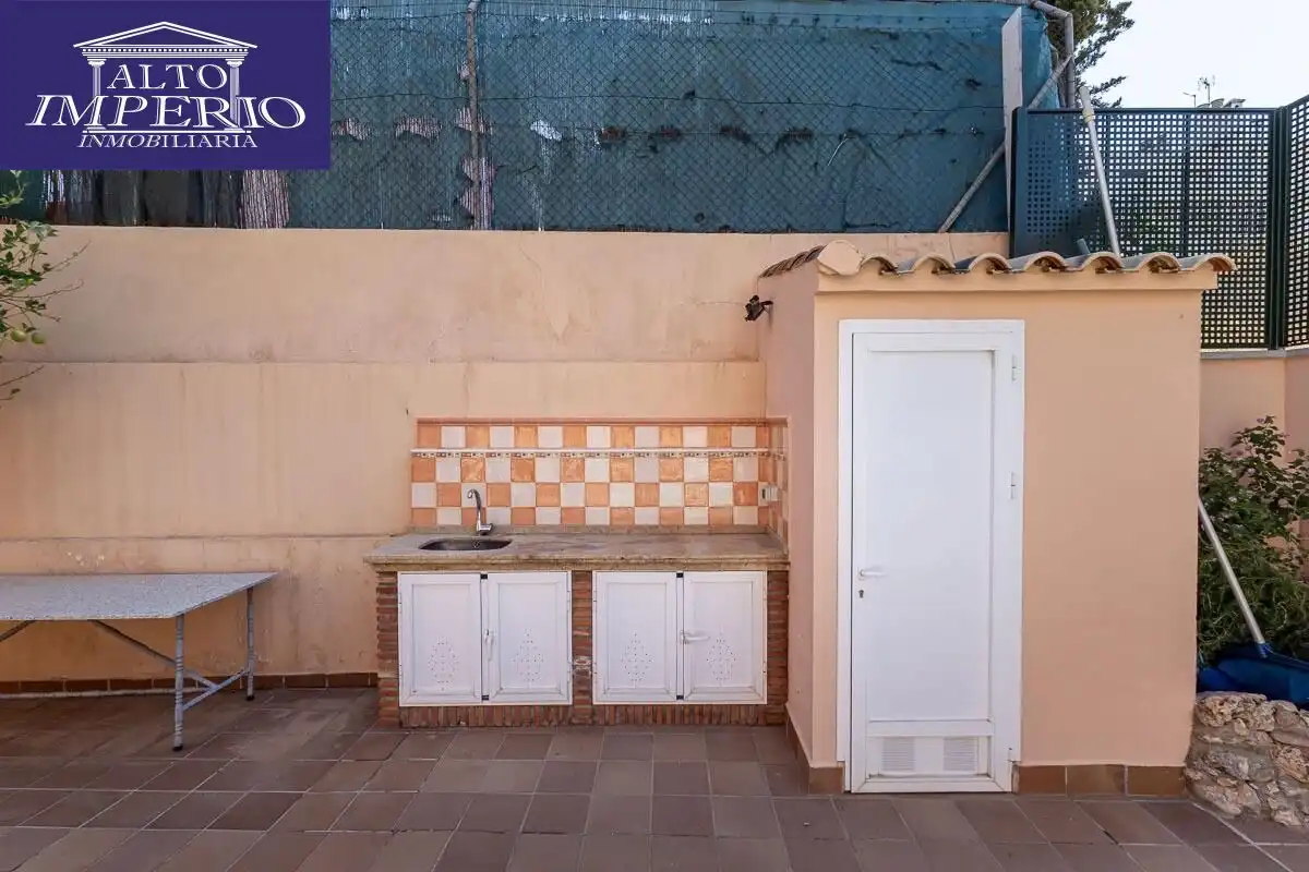 House with terrace for sale in Calle LIMA, imagen 5