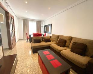 Sala d'estar de Apartament de lloguer en Fuengirola amb Terrassa