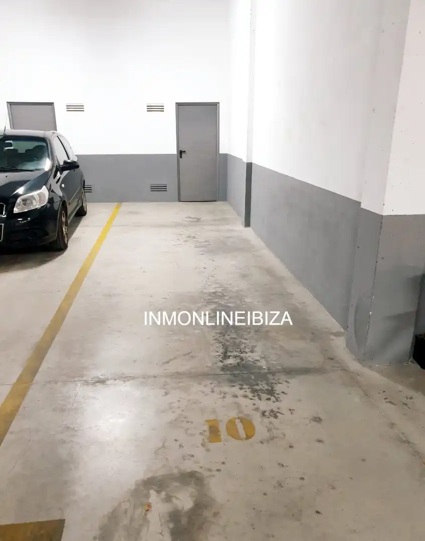 Parkplatz von Wohnung zur Miete in Sant Antoni de Portmany mit Klimaanlage, Terrasse und Abstellraum