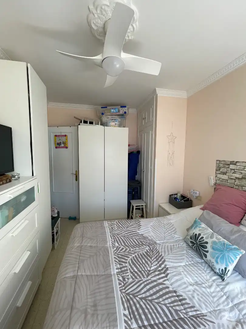 Schlafzimmer von Wohnung zum Verkauf in Cádiz mit Heizung, Möbliert und Ofen