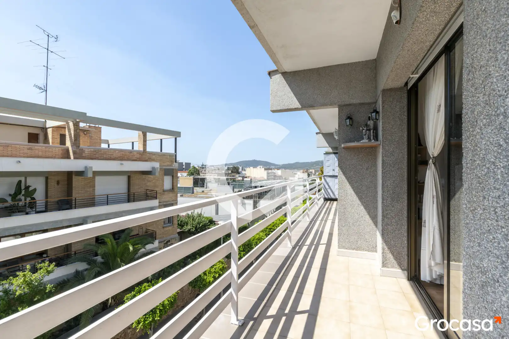 Terrassa de Pis en venda en Sant Feliu de Llobregat amb Forn, Rentadora i Balcó