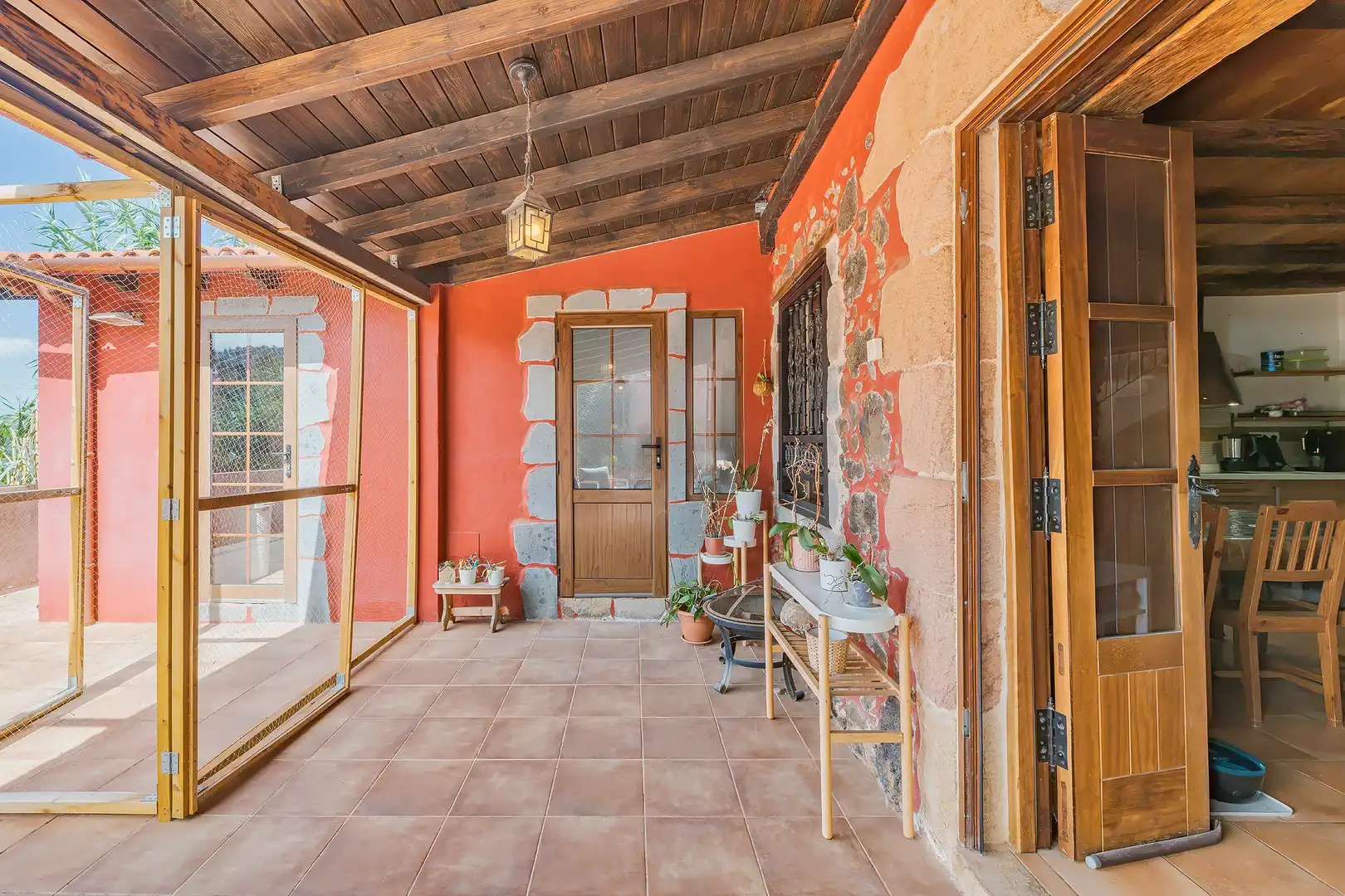 Detached house with terrace for sale in Calle la Palmita, imagen 4