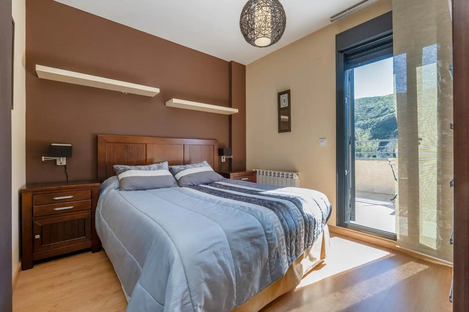 Dormitori de Casa o xalet en venda en Granada amb Calefacció, Terrassa i Traster