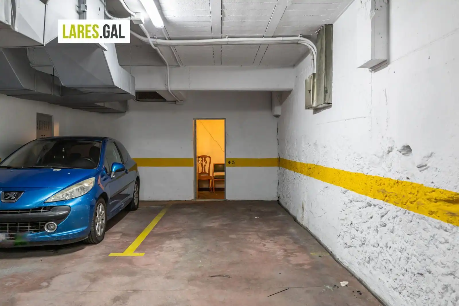 Parking de Piso en venta en Cangas  con Trastero