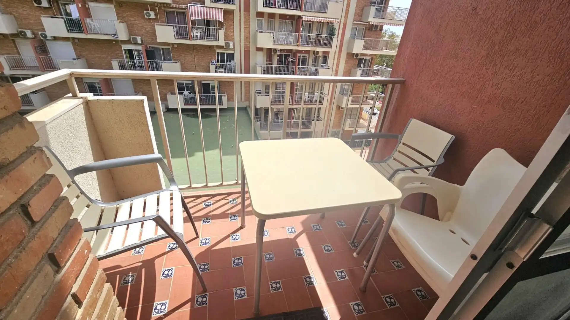 Terraza de Estudio en venta en Benalmádena con Terraza y Piscina comunitaria