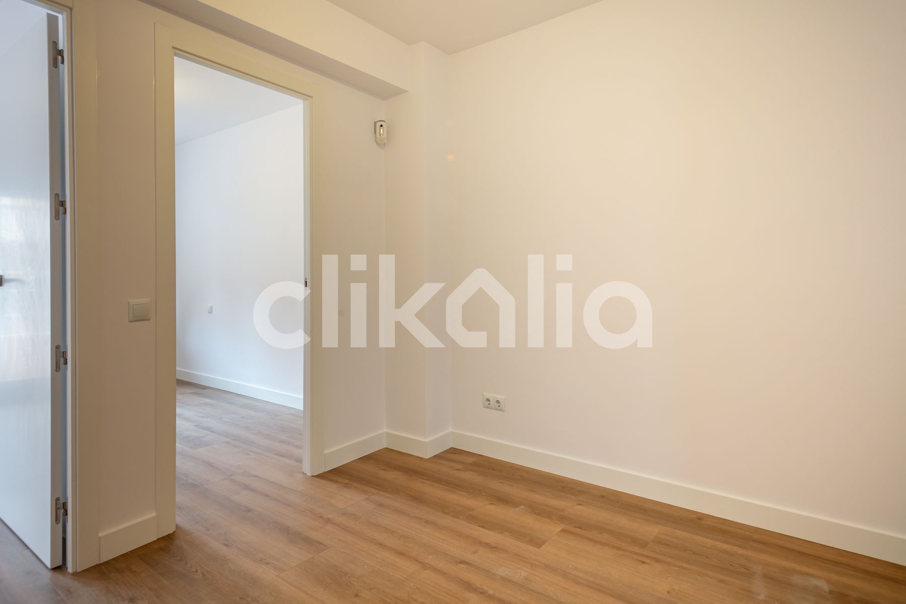 Bedroom of Flat for sale in  Madrid Capital  with Air Conditioner, Heating and Terrace