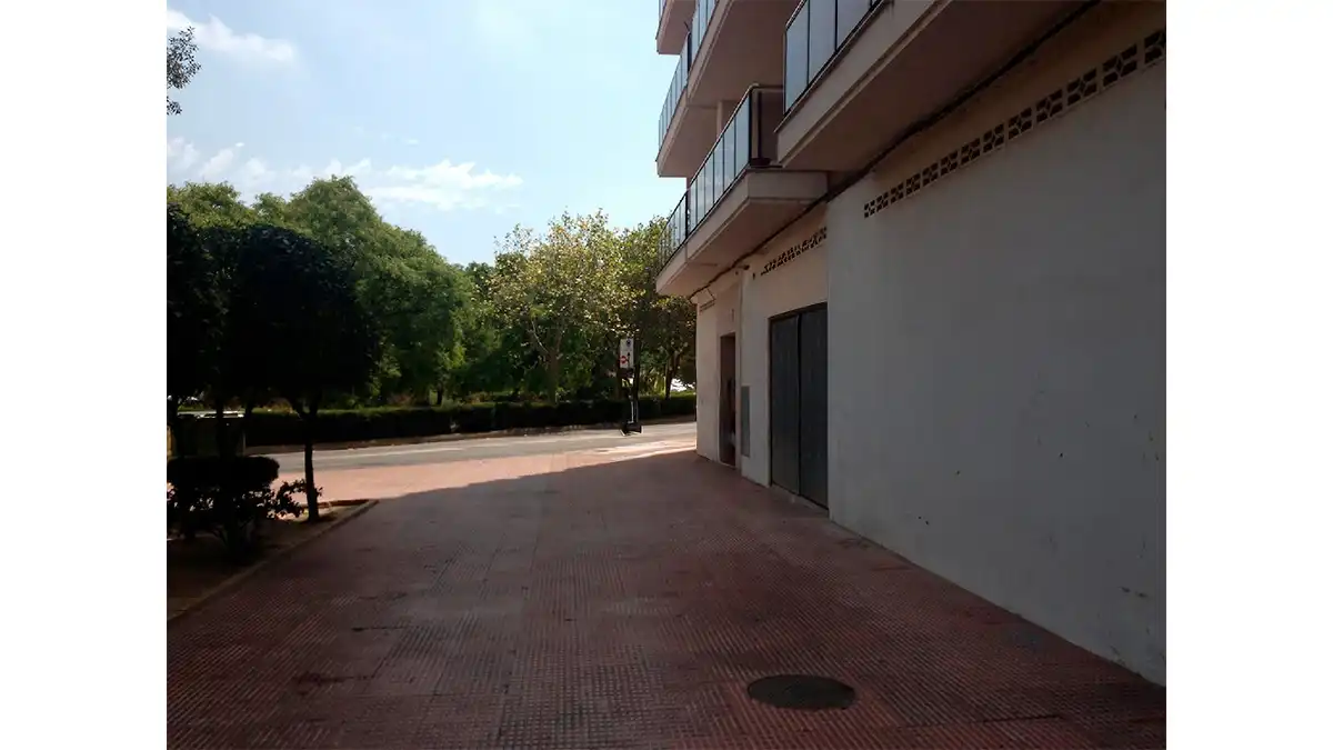 Local comercial en venda a RONDA ALZIRA 48, imagen 3