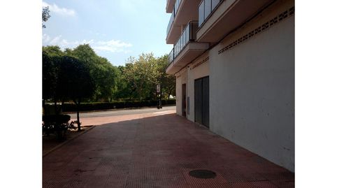 Local Comercial en la localidad de Algamesi en Valencia. con una superficie de 1.075 m. Este espacio ofrece el entorno perfecto pa, imatge 3