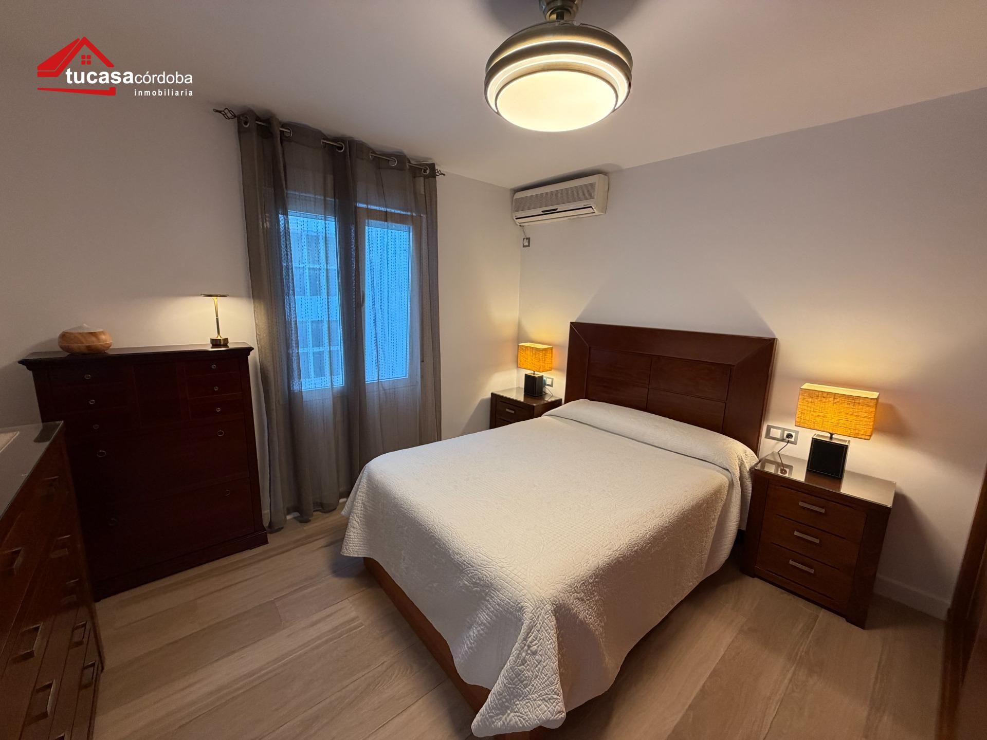 Wohnung zum Verkauf in Calle AZONAICAS, Zona Centro, Centro