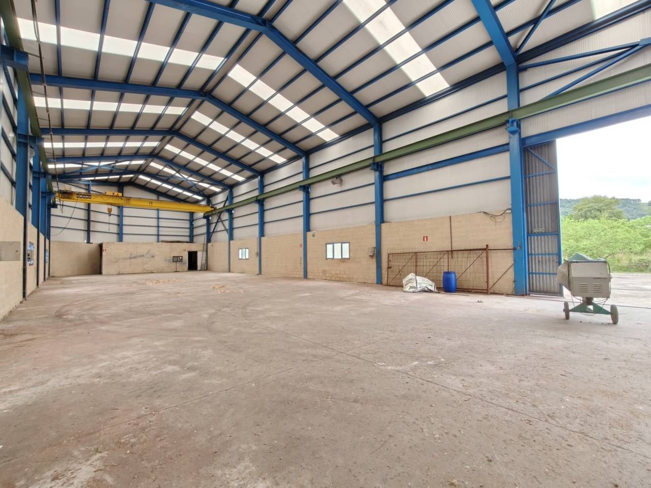 Exterior view of Industrial buildings for sale in Artziniega
