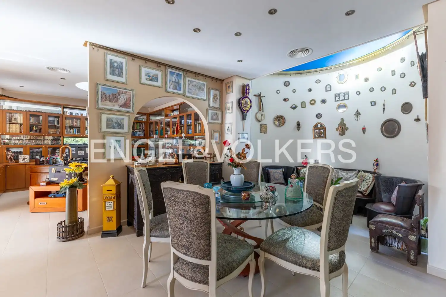 Dining room of Houses for sale in Gilet  with Air Conditioner, Heating and Private garden