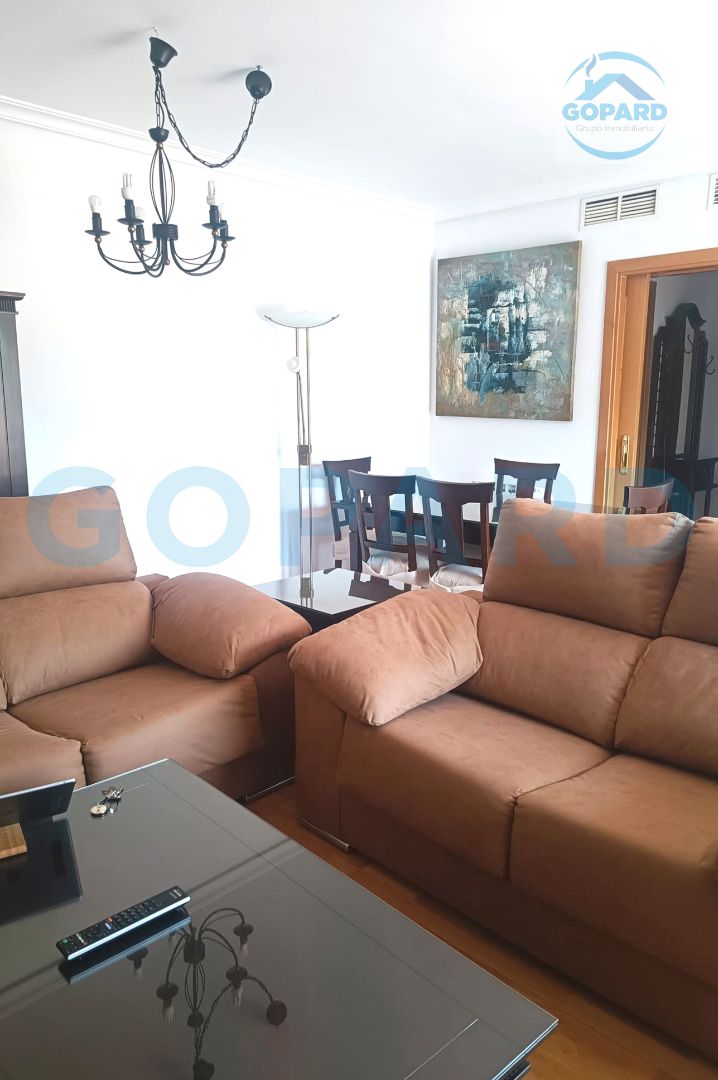 Sala d'estar de Pis de lloguer en Villanueva de la Cañada amb Aire condicionat, Calefacció i Parquet