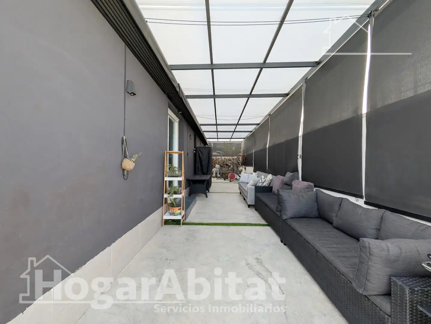 Terrasse von Einfamilien-Reihenhaus zum Verkauf in Santa Pola mit Klimaanlage, Heizung und Terrasse