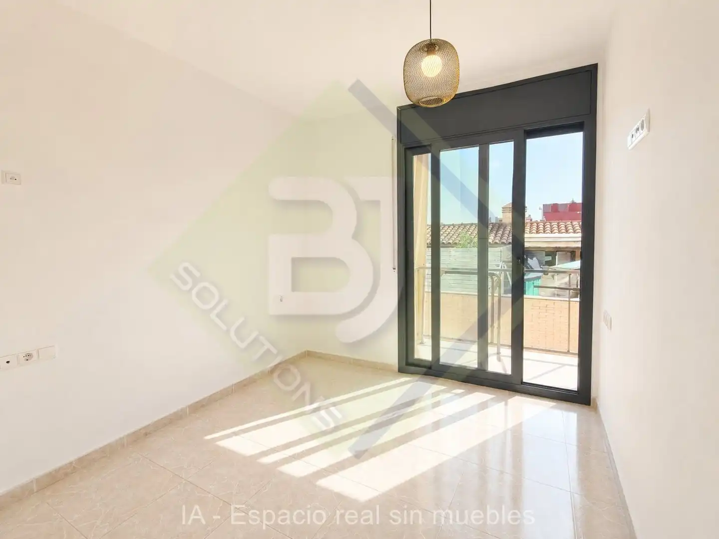 Habitación de Ático en venta en Canet de Mar con Calefacción, Terraza y Horno