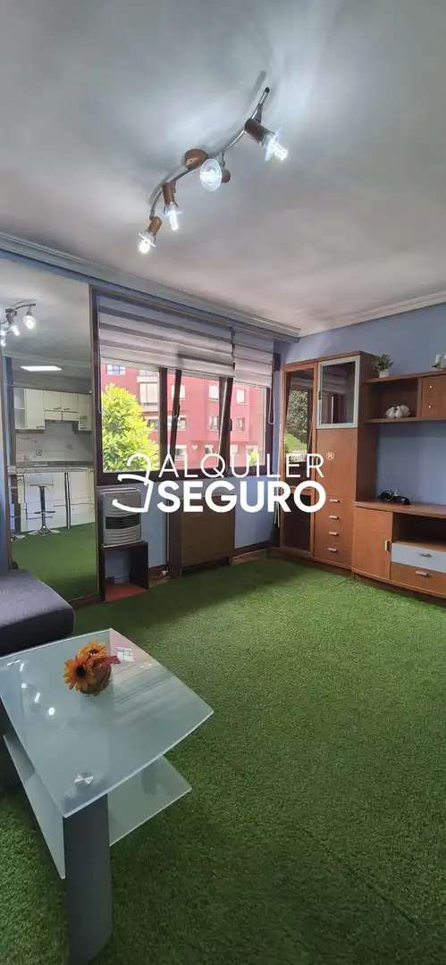 Loft de alquiler en Oviedo  con Amueblado
