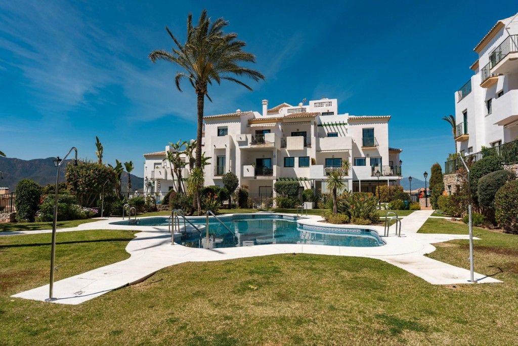 Jardí de Apartament en venda en Alhaurín El Grande amb Aire condicionat, Jardí privat i Terrassa