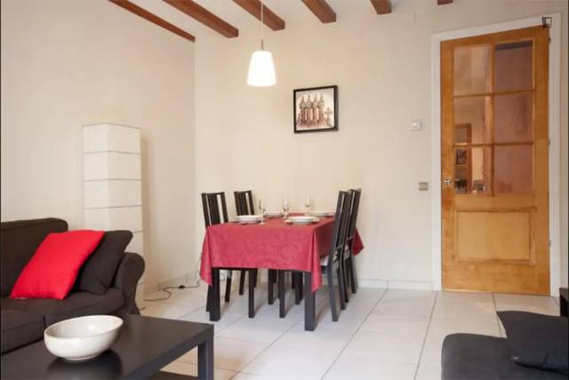 Apartamento en Alquiler en Sant Pere, Sta. Caterina i la Ribera