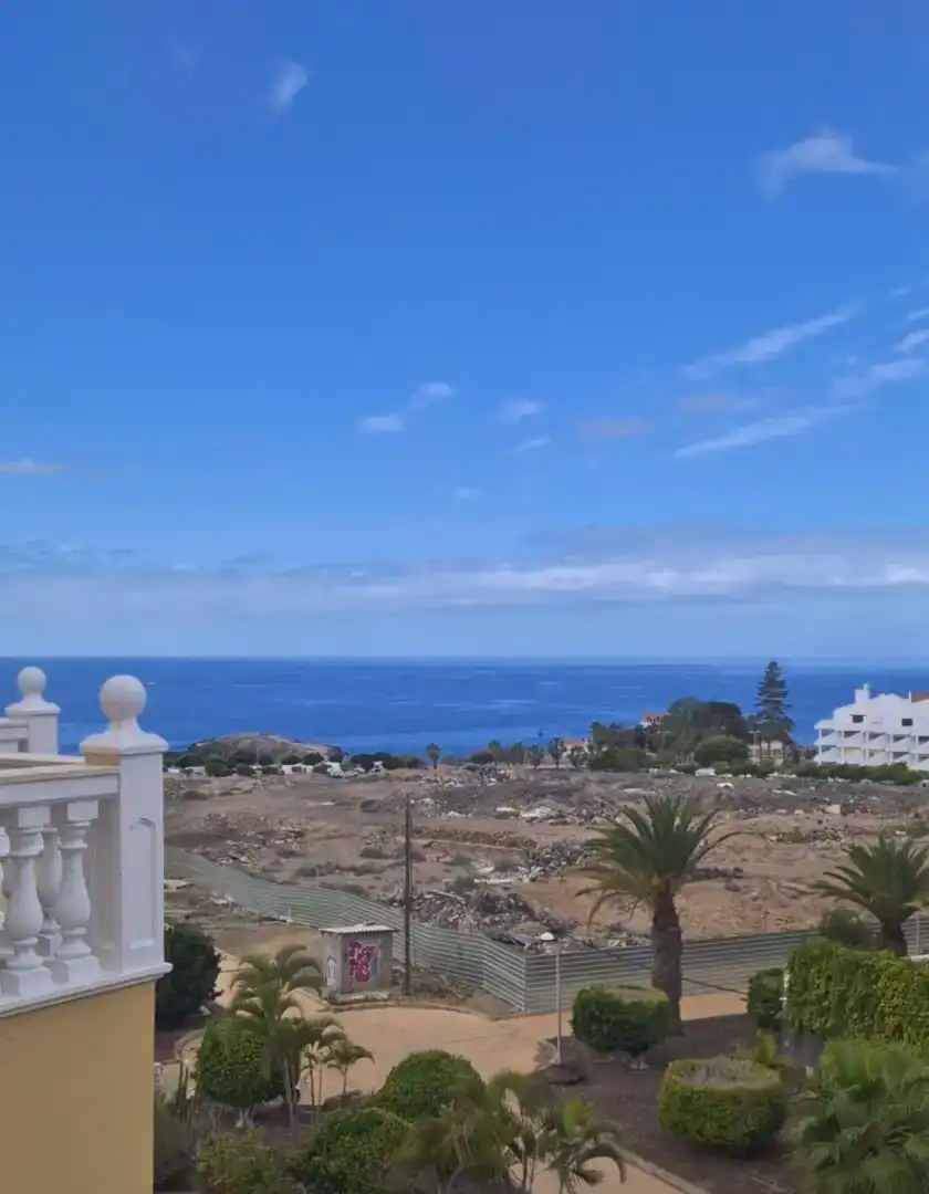 Vista exterior de Ático en venta en Arona con Balcón