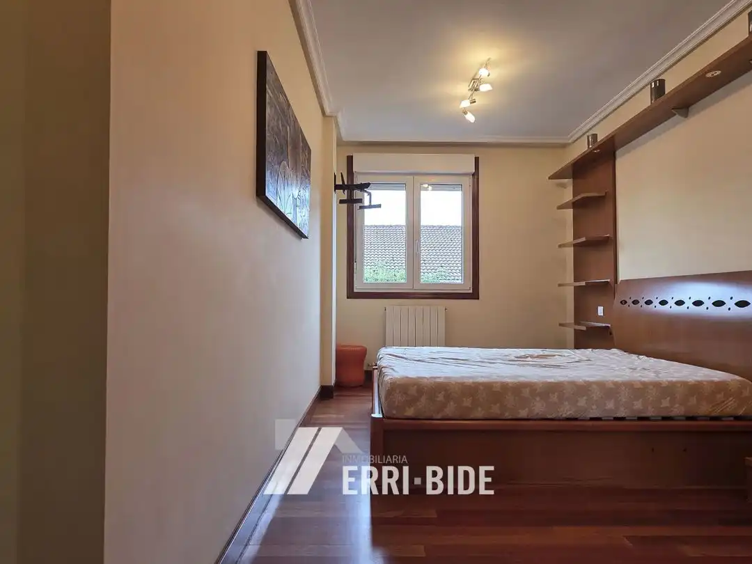 Habitación de Piso en venta en Mungia con Calefacción, Trastero y Balcón