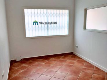 Gewerbefläche zum Verkauf in Villamartín