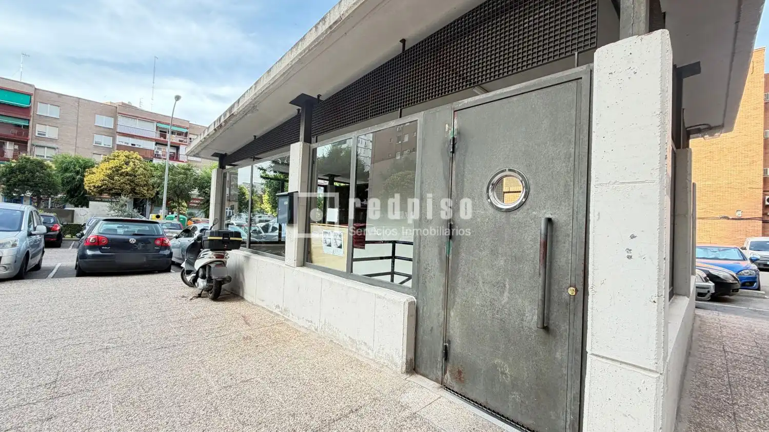 Exterior view of Garage for sale in Leganés