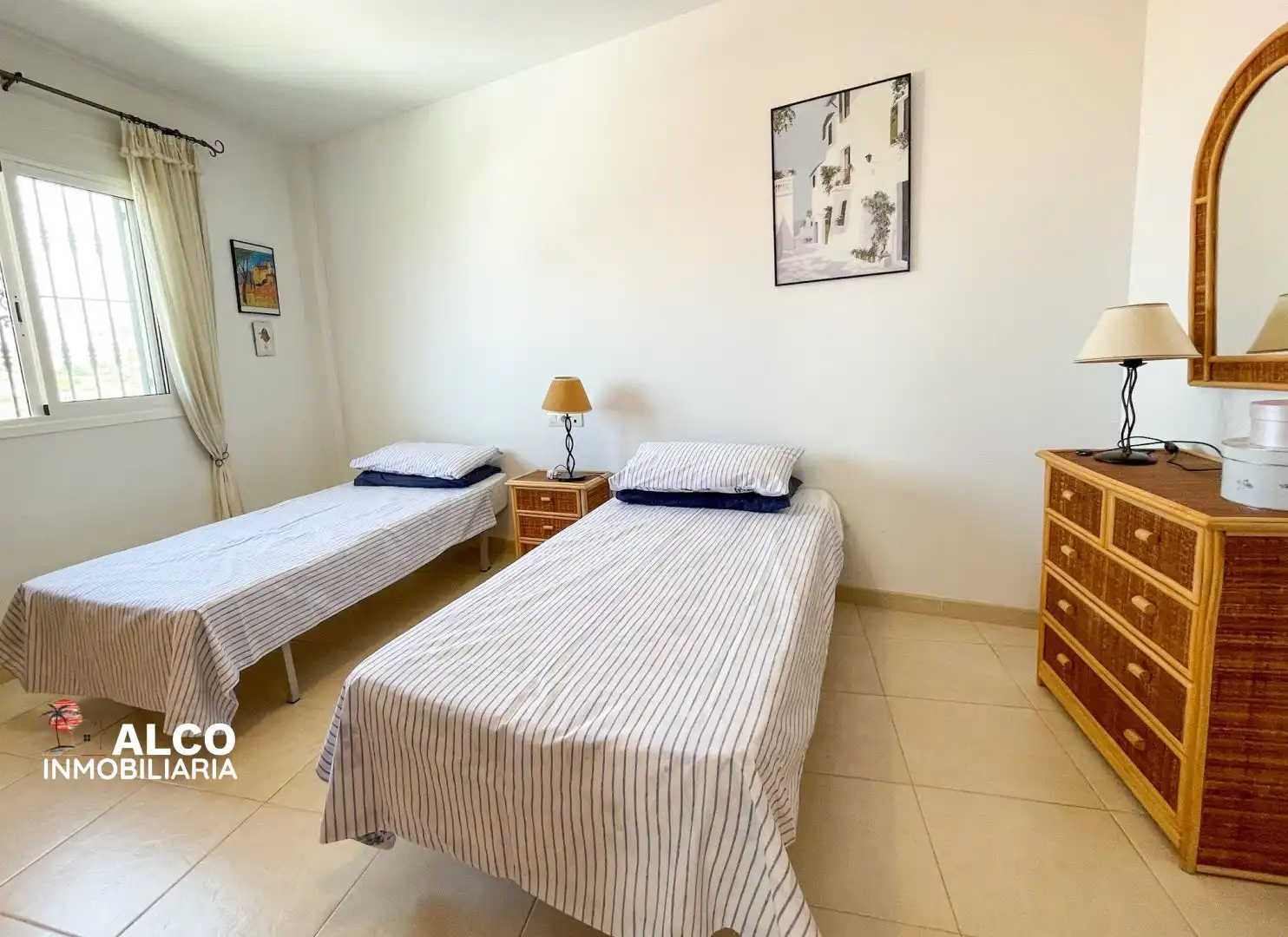 Dormitori de Casa o xalet en venda en Torrox amb Aire condicionat, Terrassa i Piscina