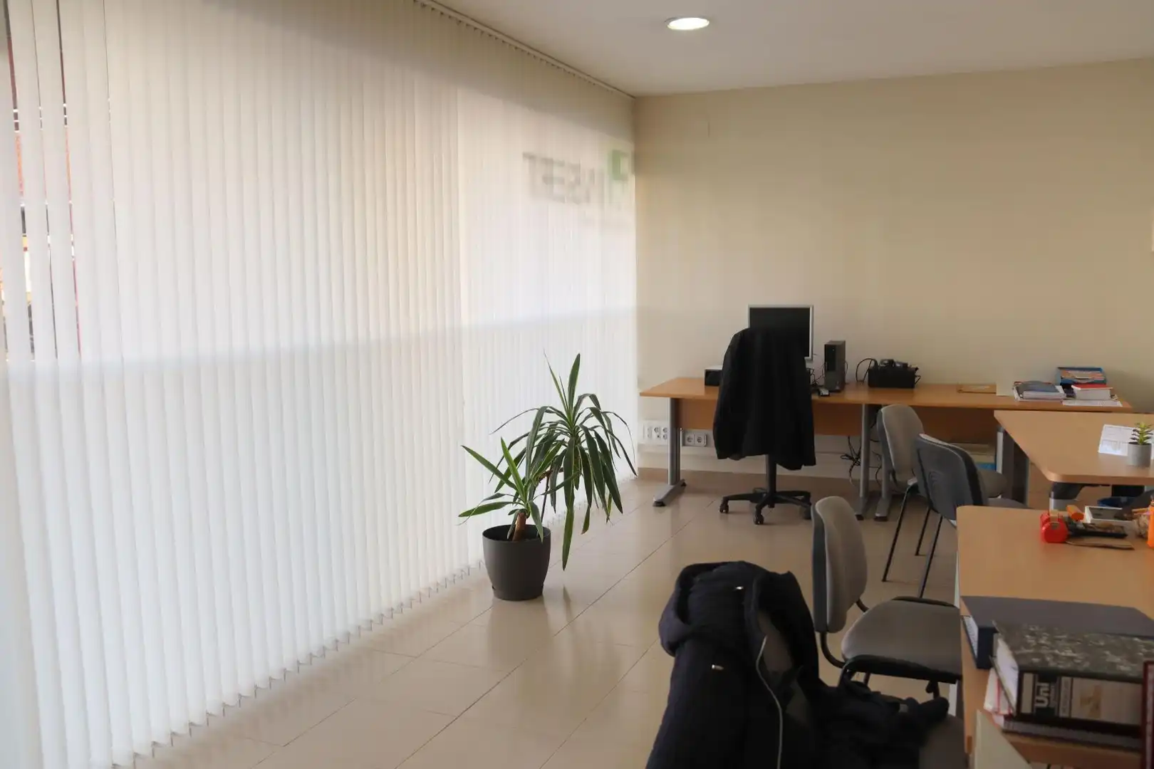 Local en venta en Amposta con Aire acondicionado