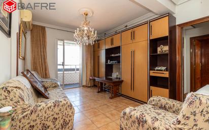 Living room of Flat for sale in  Madrid Capital  with Air Conditioner and Terrace