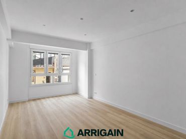 Wohnung mit Balkon zum Verkauf in Marina 4