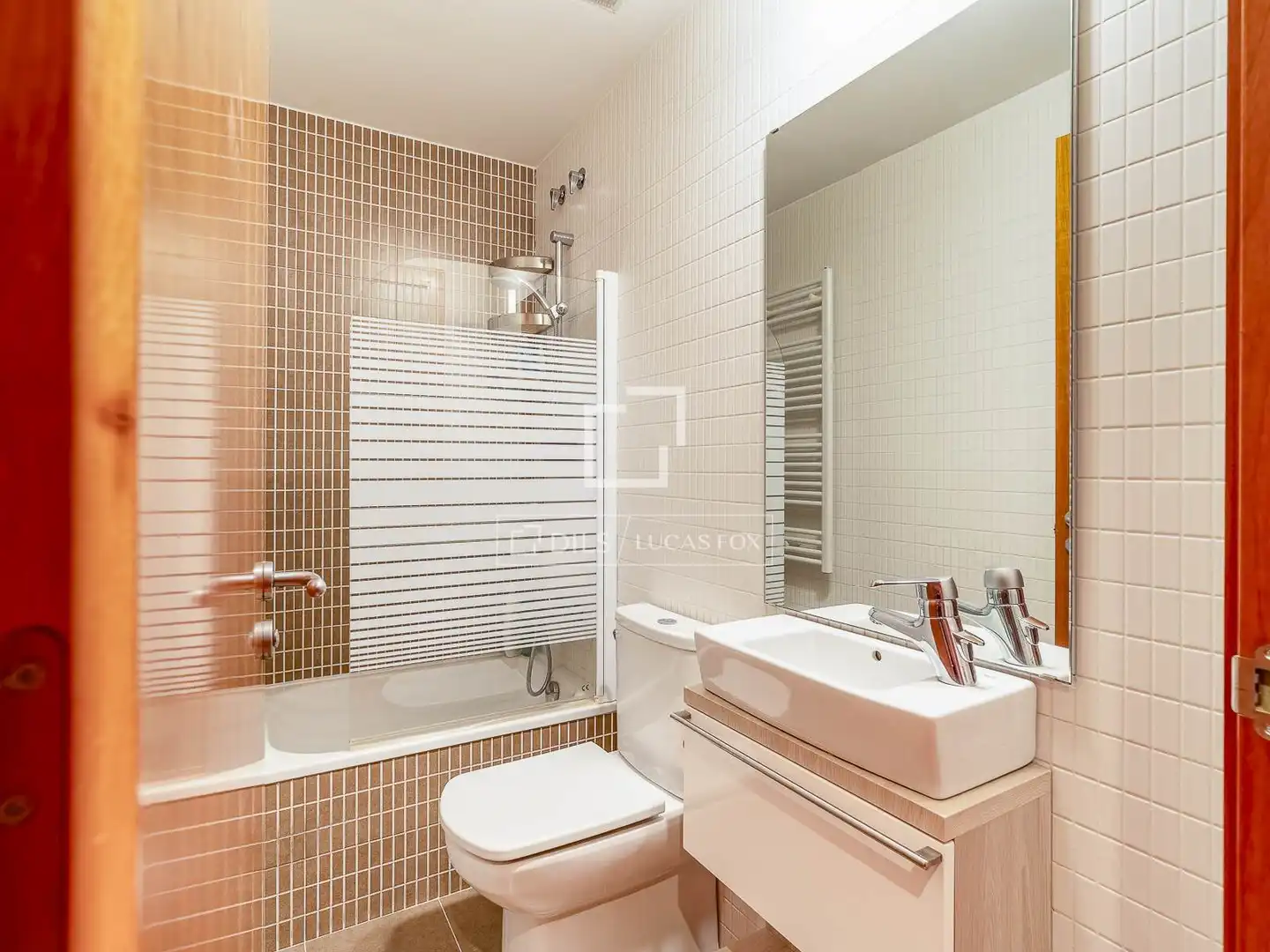Baño de Piso en venta en Barcelona con Aire acondicionado, Calefacción y Parquet