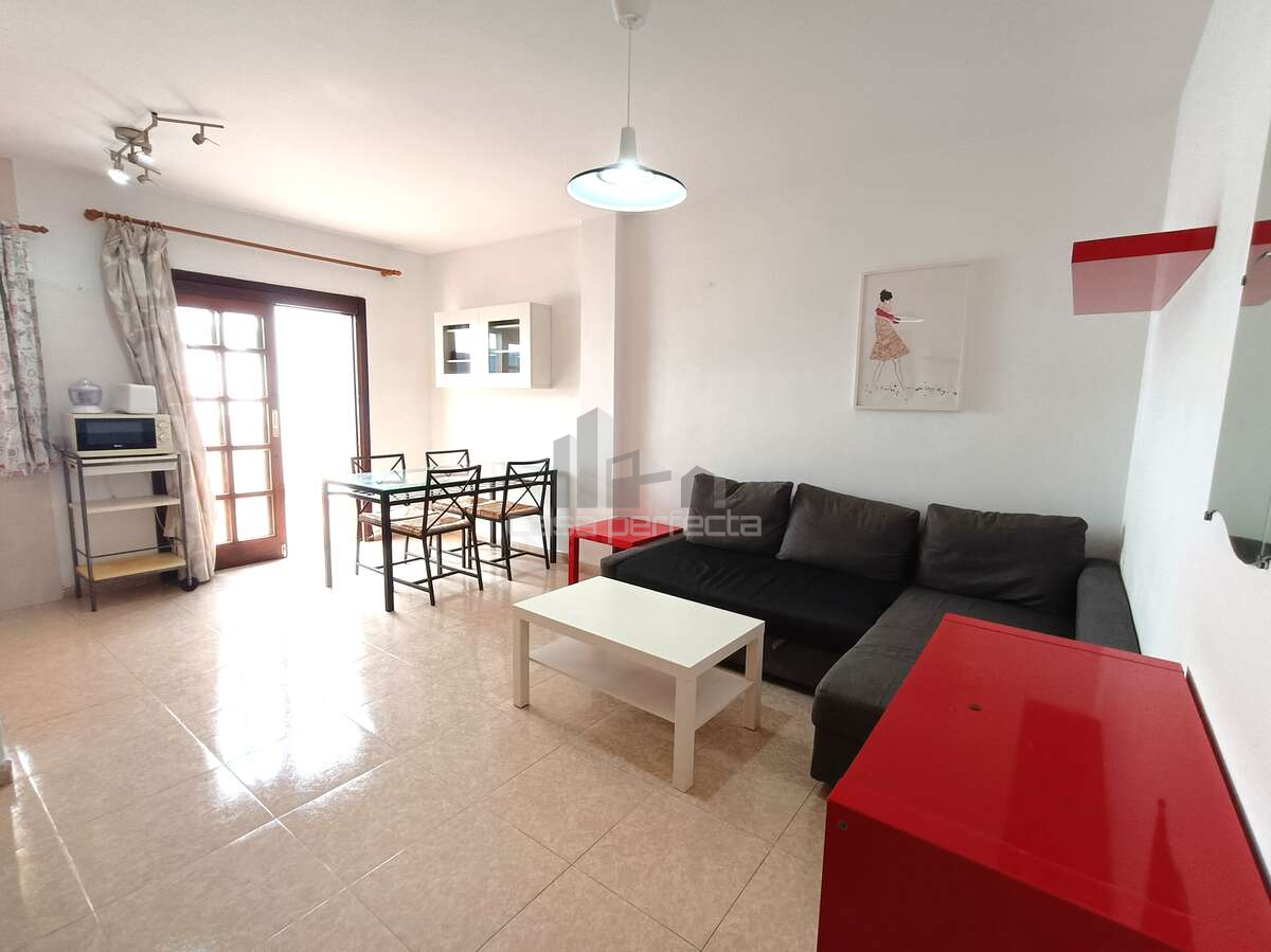 Sala de estar de Apartamento en venta en Yaiza con Terraza y Amueblado
