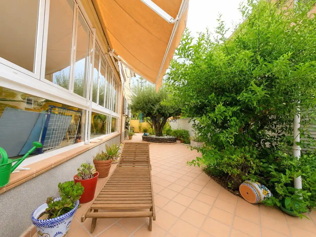 Terrassa de Casa o xalet en venda en Benicasim / Benicàssim amb Aire condicionat, Jardí privat i Terrassa