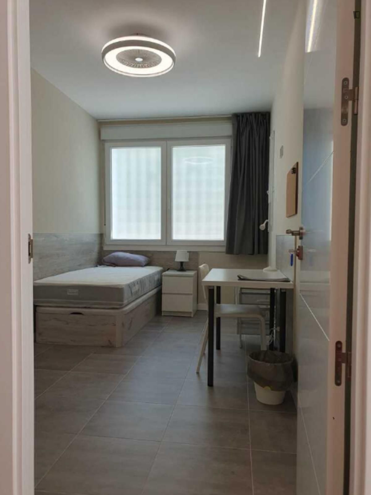 Apartment to share in Portazgo