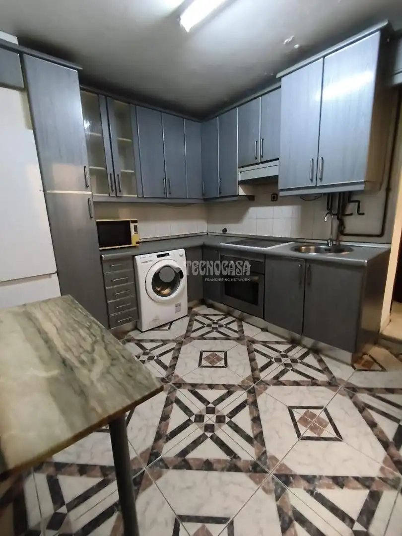 Cocina de Piso en venta en Madrid