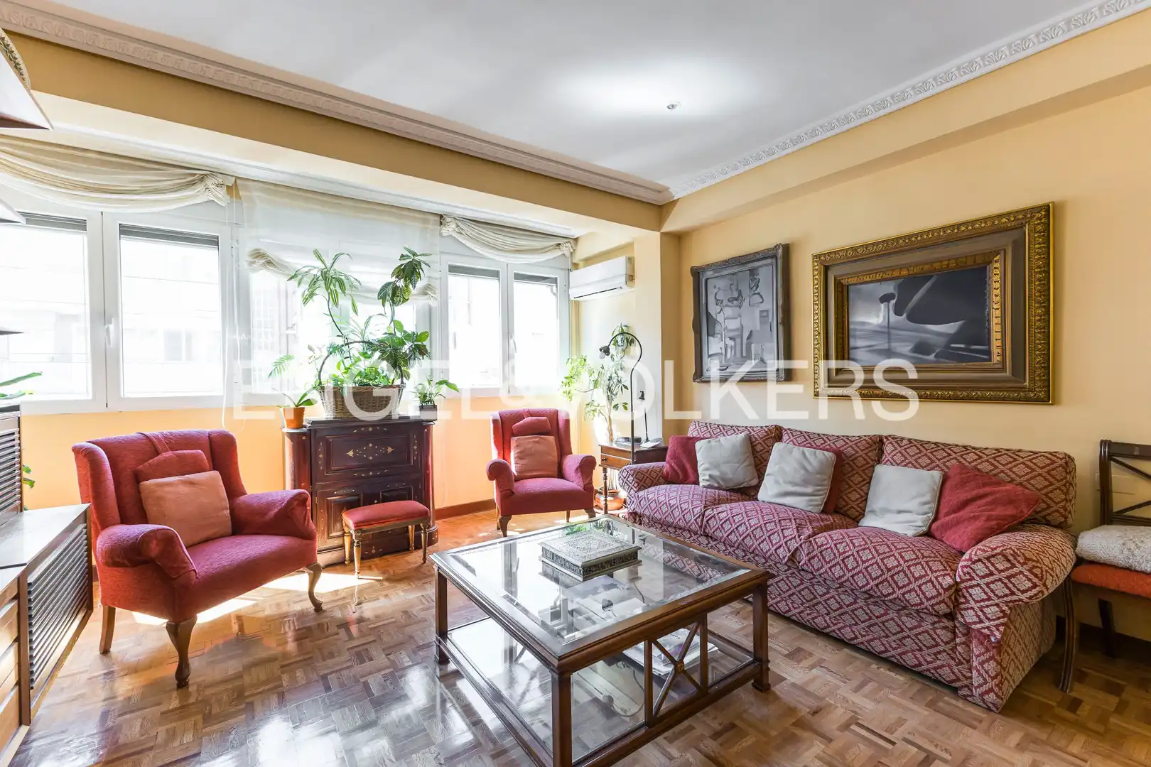 Vista exterior de Piso en venta en Madrid con Aire acondicionado, Calefacción y Parquet