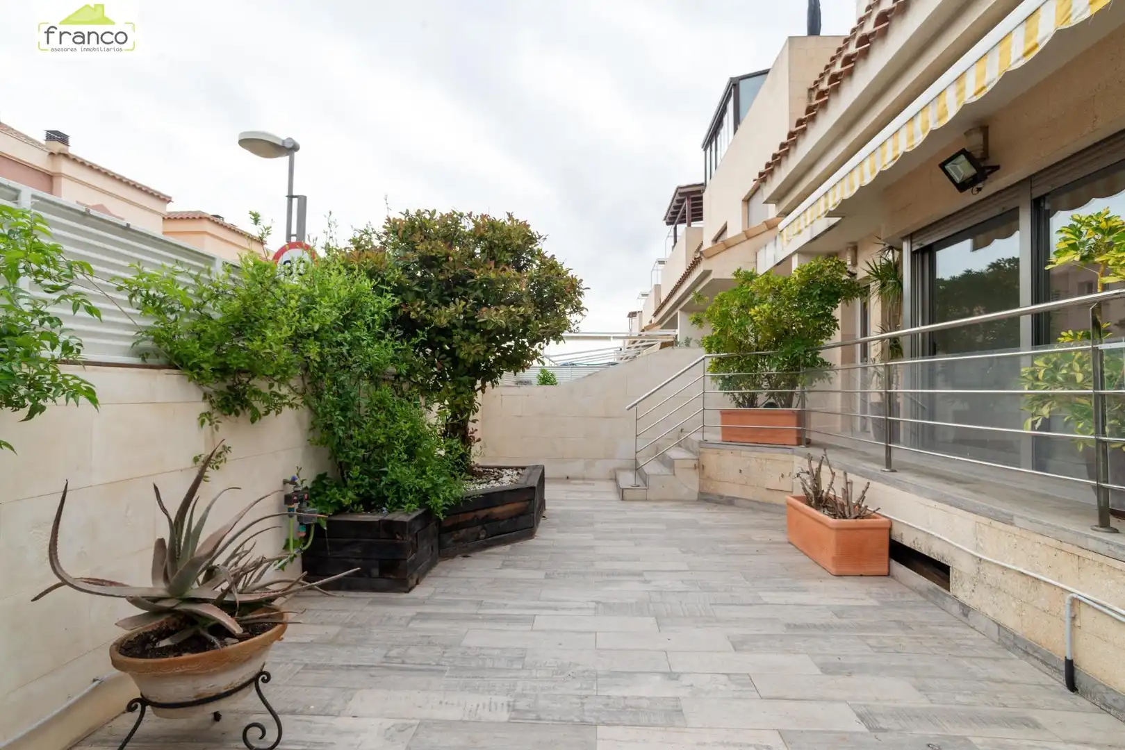 Terraza de Casa adosada en venta en Murcia con Aire acondicionado, Calefacción y Jardín privado