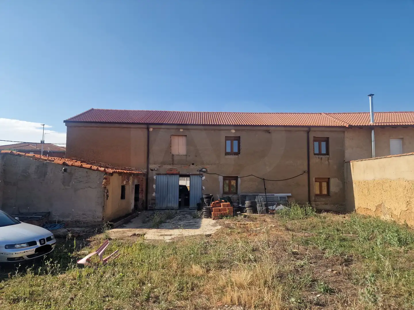 Casa rústica en venta en Valverde de la Virgen
