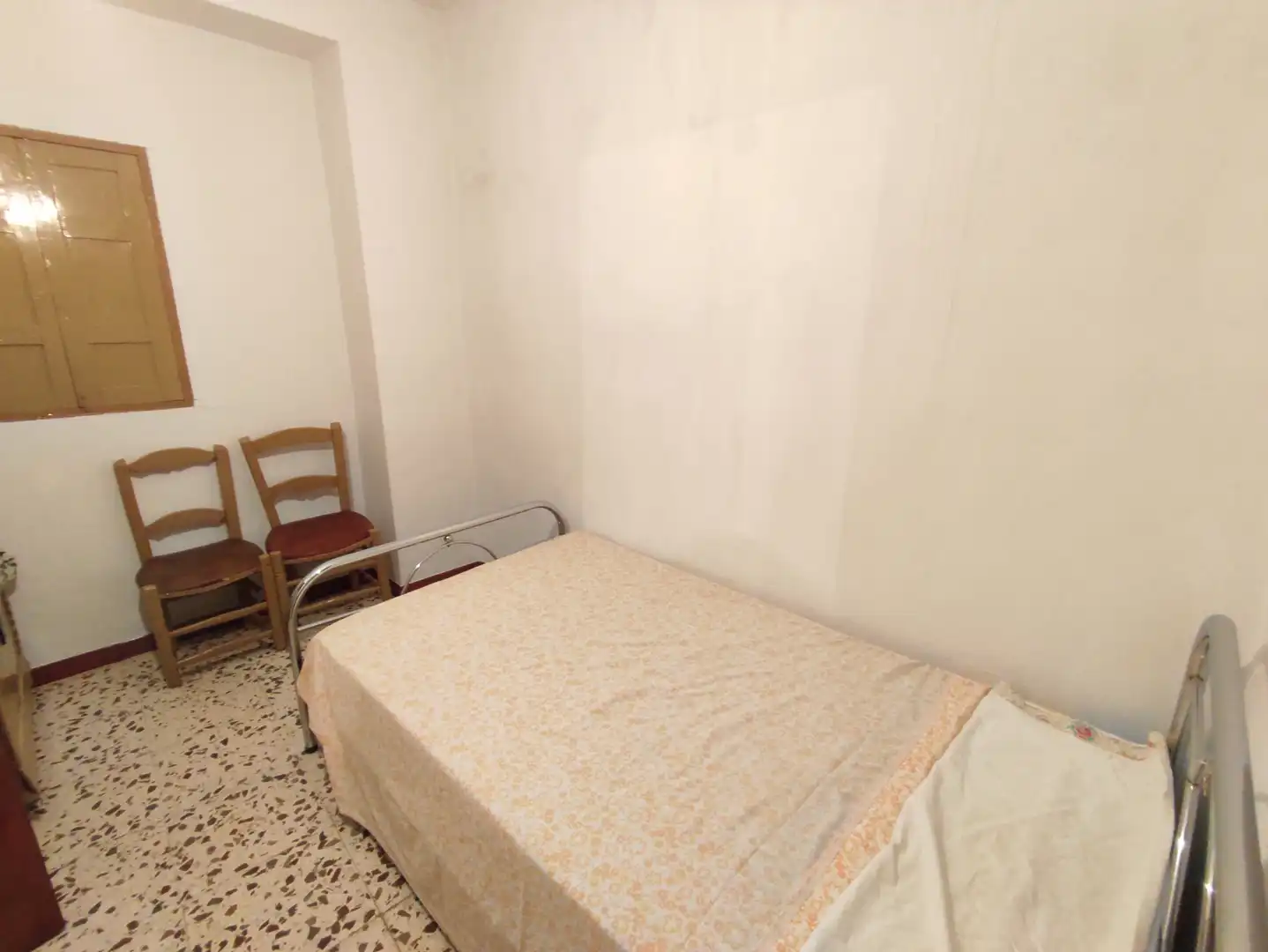 Dormitori de Casa o xalet en venda en Iznájar amb Moblat