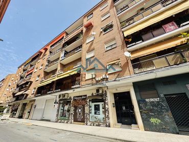 Pis amb ascensor en venda a Calle Banderas de Castilla 49