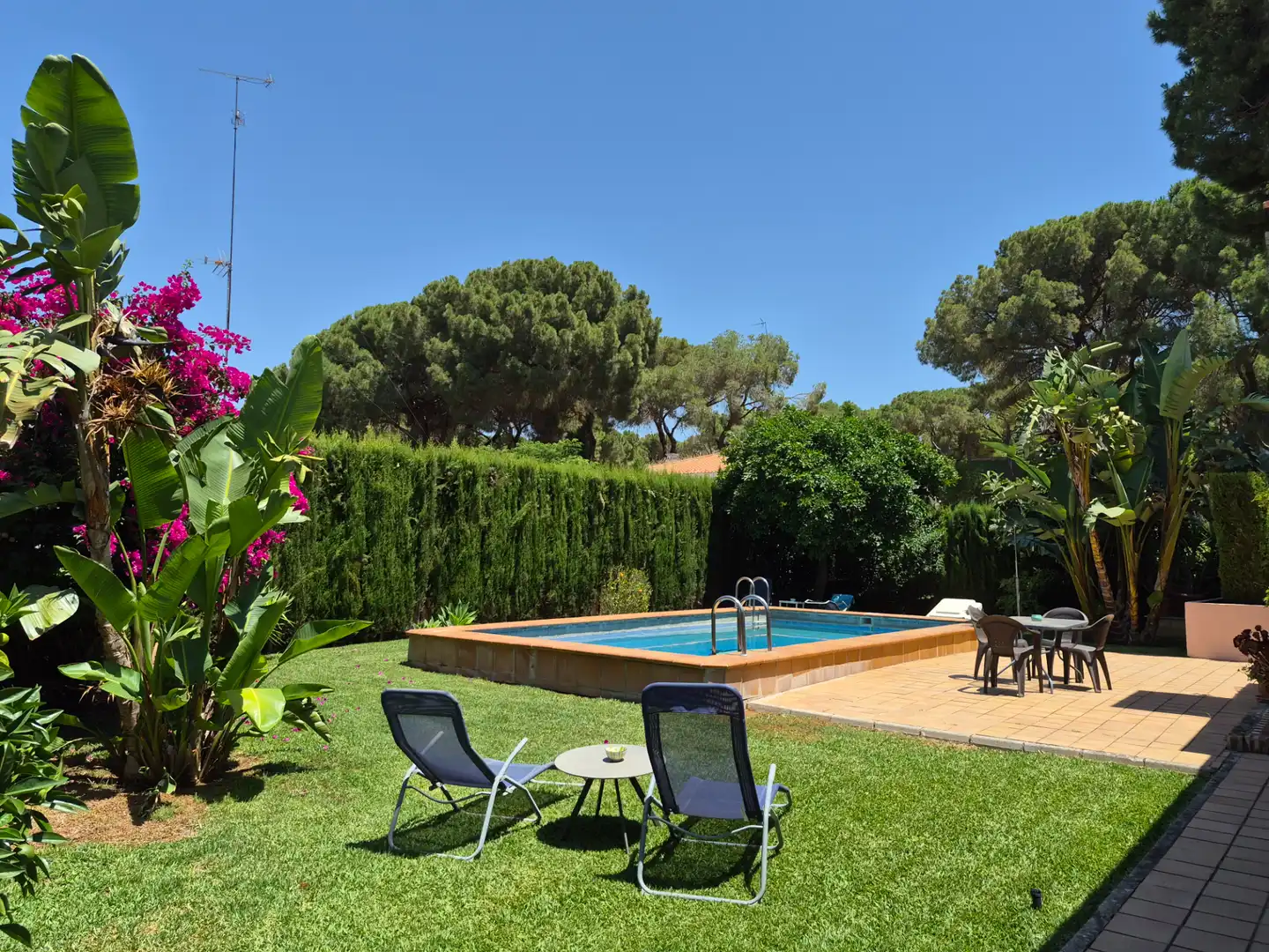 Garden of Houses for share in Alcalá de Guadaira  with Air Conditioner, Heating and Swimming Pool