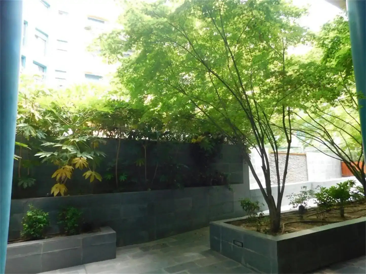 Terrasse von Wohnung zur Miete in  Madrid Capital mit Klimaanlage und Schwimmbad