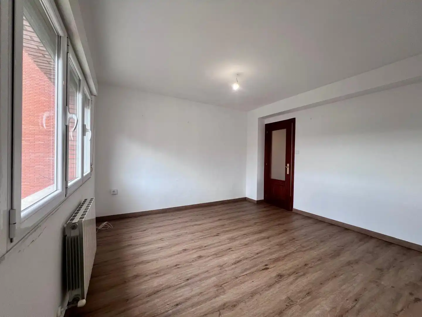 Pis en venda en Oviedo  amb Calefacció i Parquet