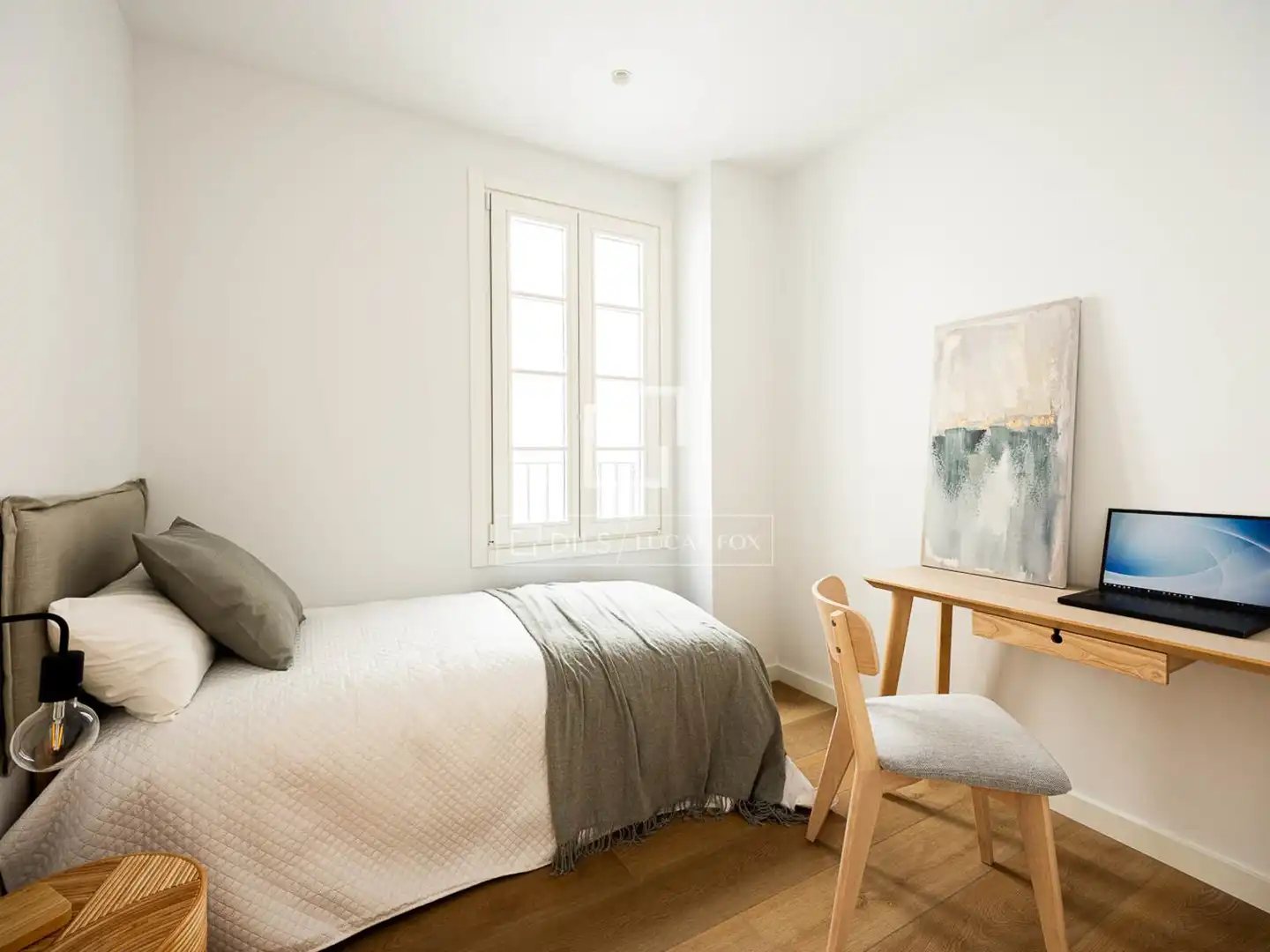 Habitación de Piso en venta en Barcelona con Aire acondicionado, Terraza y Piscina