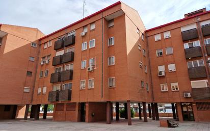 Exterior view of Flat for sale in  Toledo Capital  with Air Conditioner and Terrace