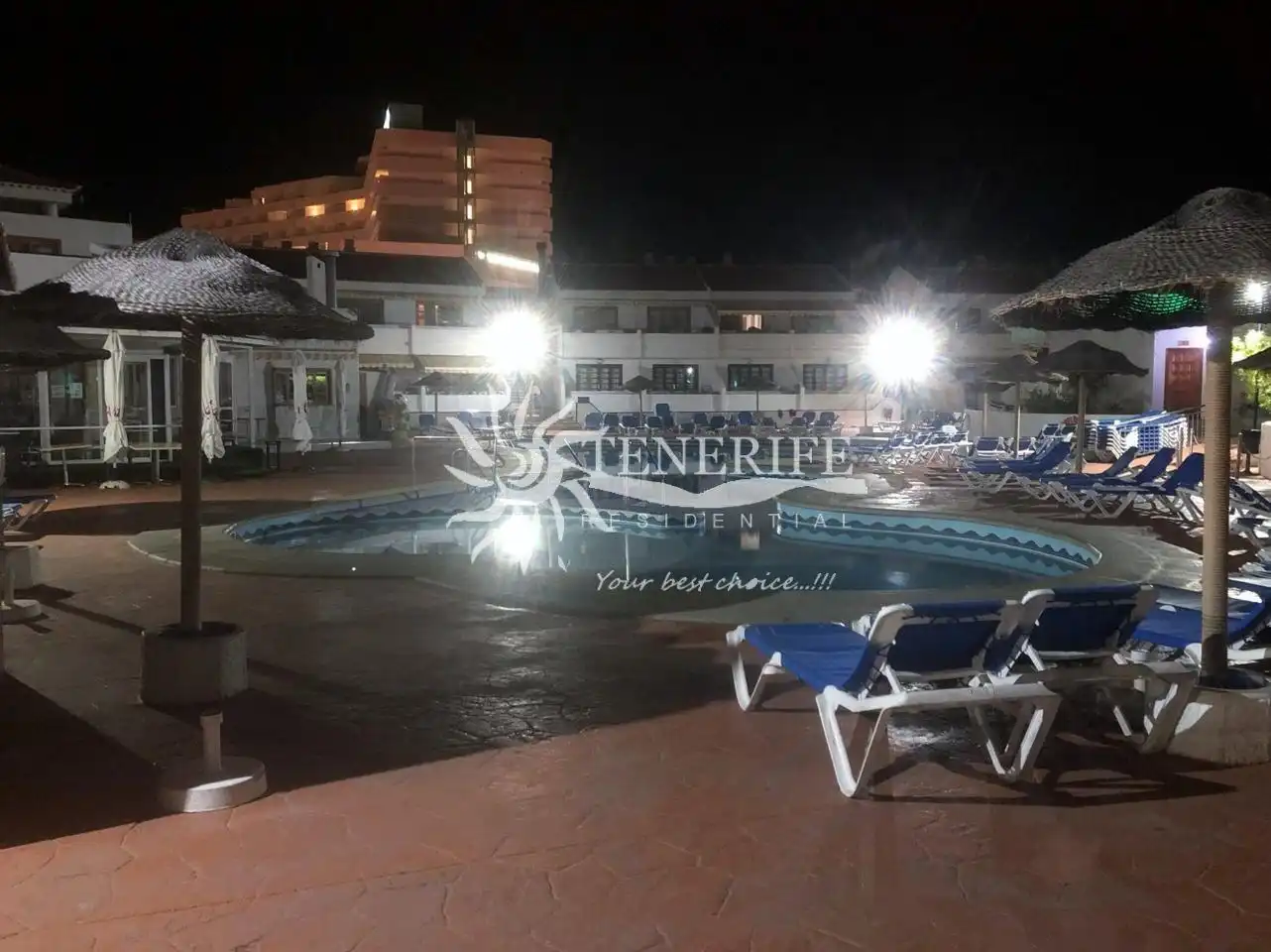 Swimming pool of Flat for sale in Adeje  with Terrace and Furnished
