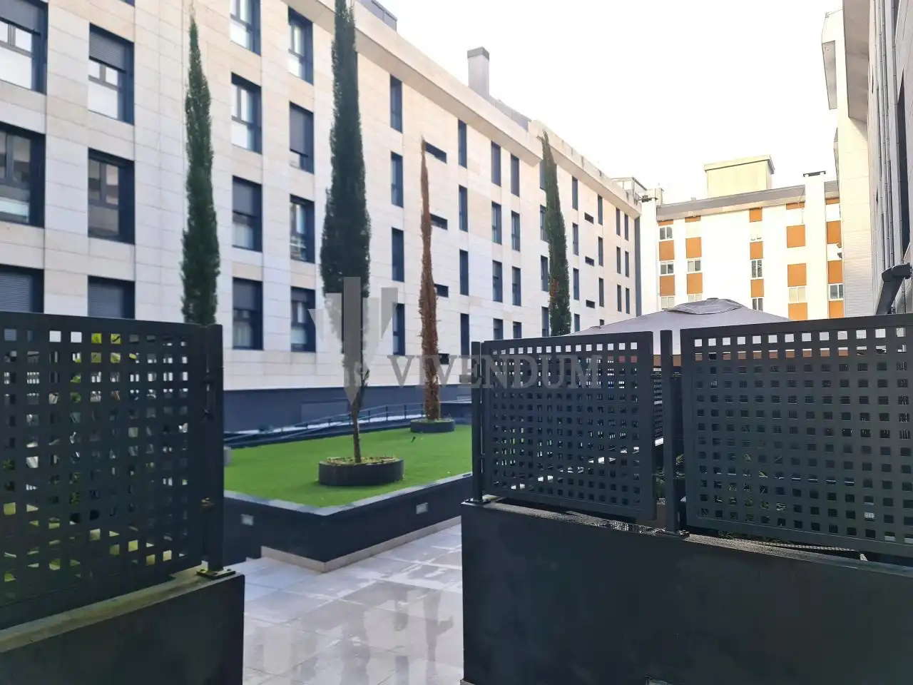 Terrasse von Wohnungen zum Verkauf in Vigo  mit Heizung, Schwimmbad und Haustechnik
