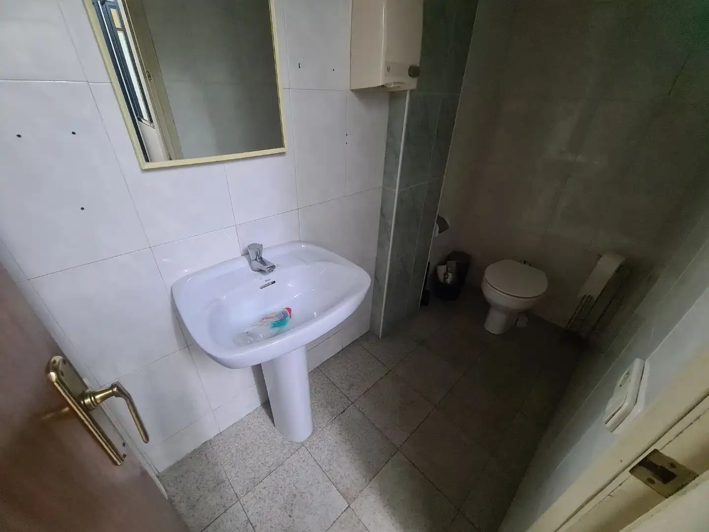Bany de Oficina en venda en Artés amb Aire condicionat i Calefacció